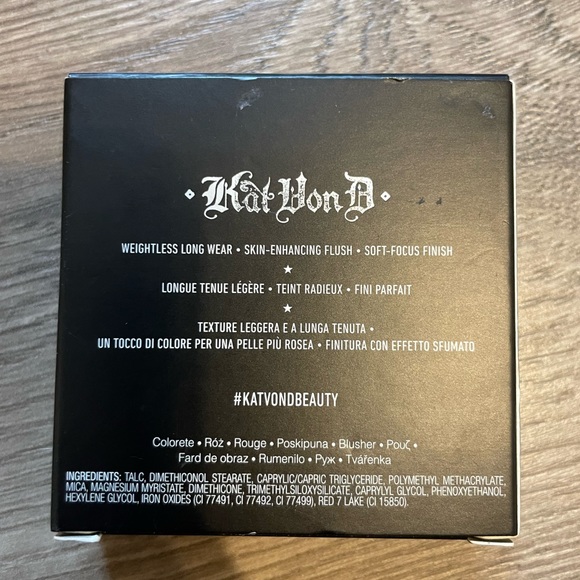 KVD Beauty Everlasting Blush - Picture 2 of 3